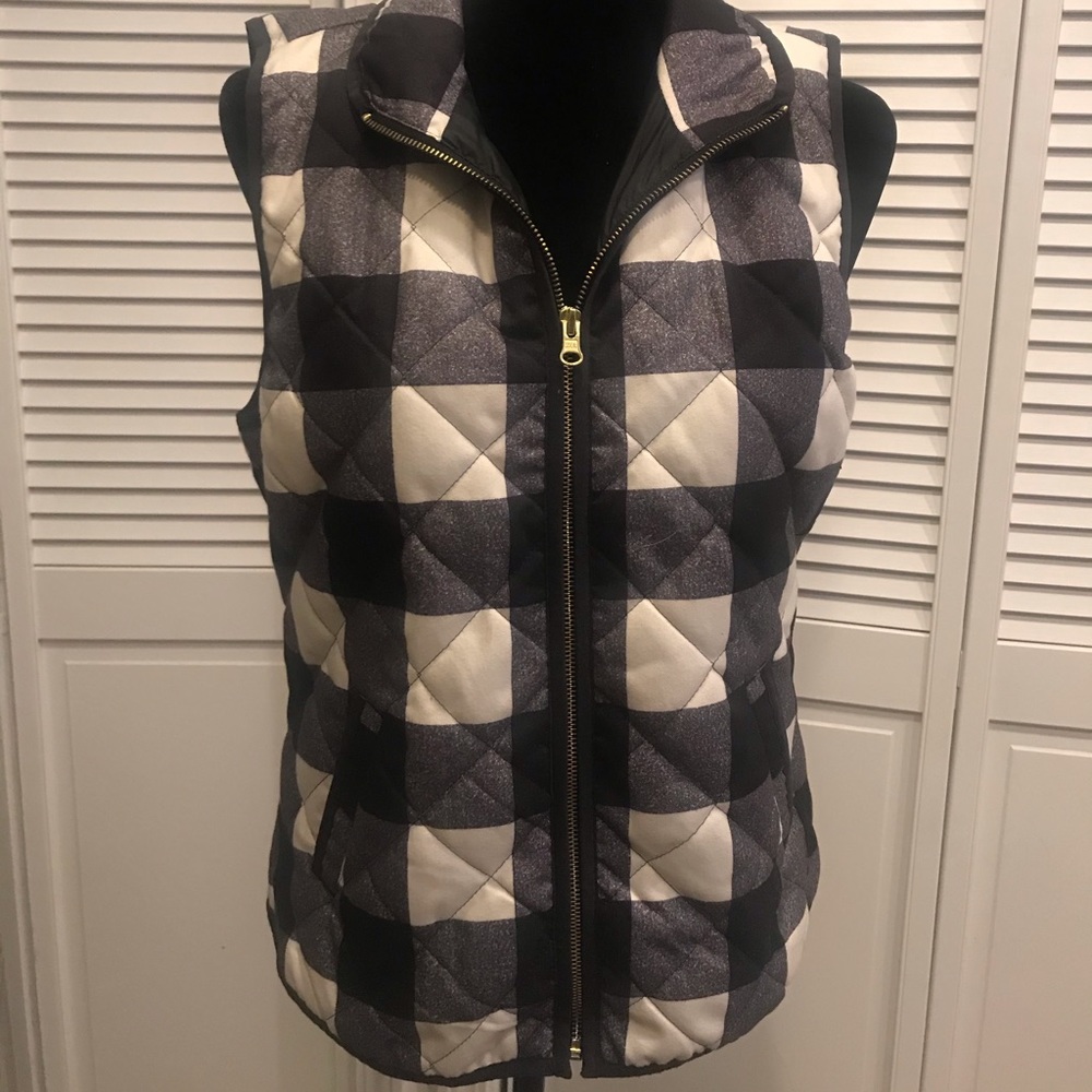 Black and white puffer vest
